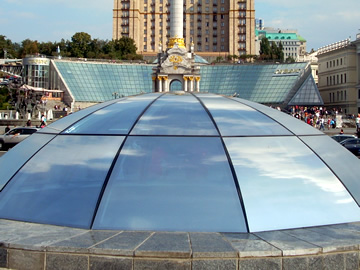 Фасадне скління